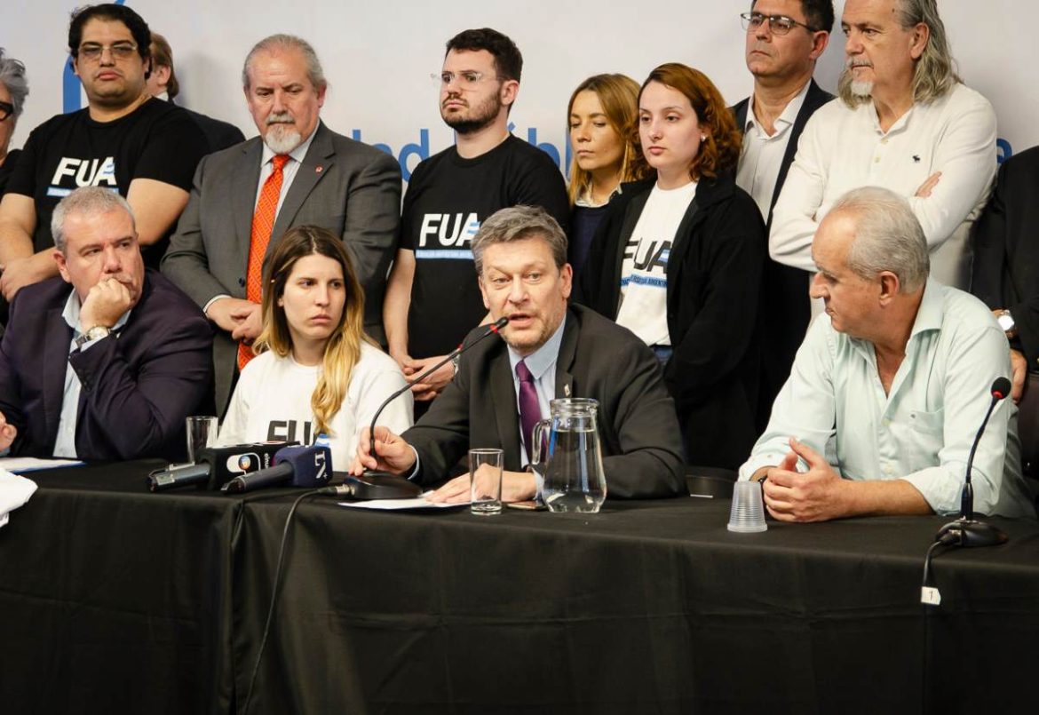 El rector Alpa convocó a la marcha del día 2: “Se está desarmando nuestro sistema científico”