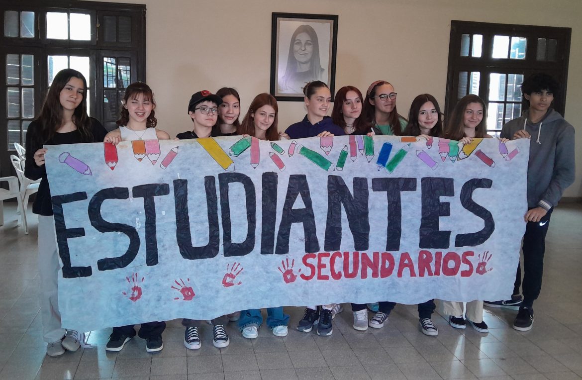 Centros de estudiantes anunciaron festival en Santa Rosa