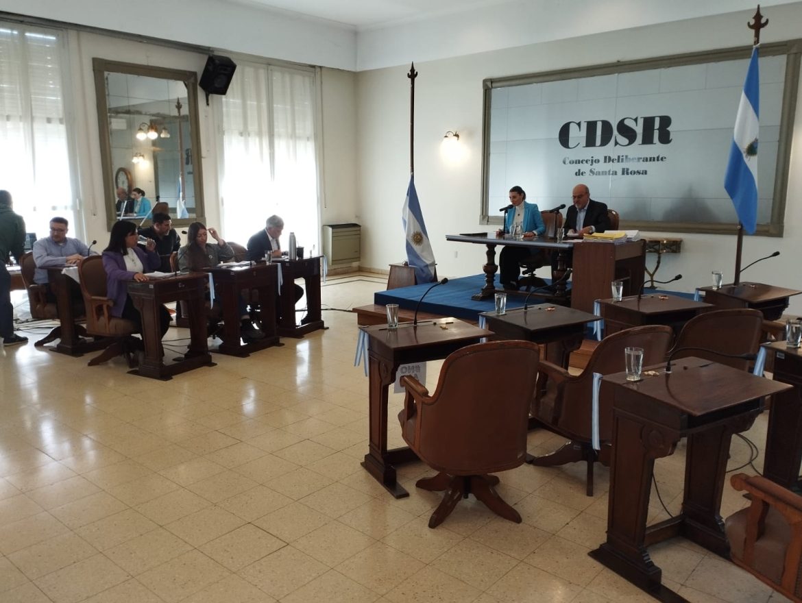 La oposición no dio quorum y no se pudo tratar la implementación de fotomultas y radares en Santa Rosa