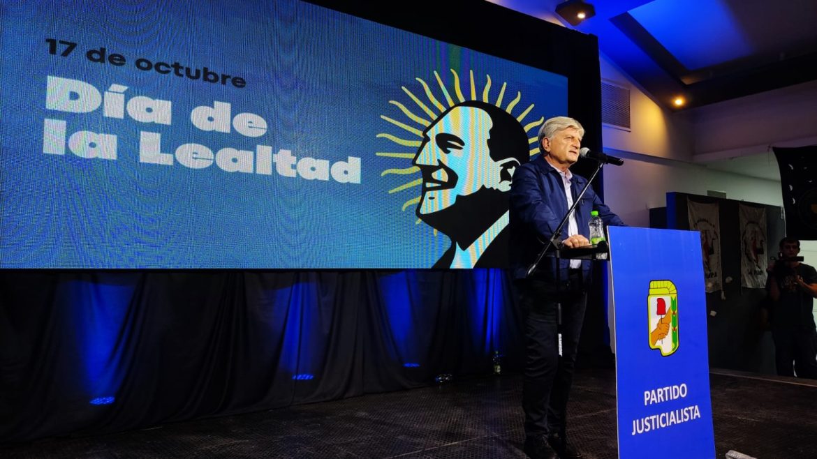 Ziliotto llamó a la unidad del peronismo y dejó un mensaje a Milei: “No nos van a poner de rodillas”