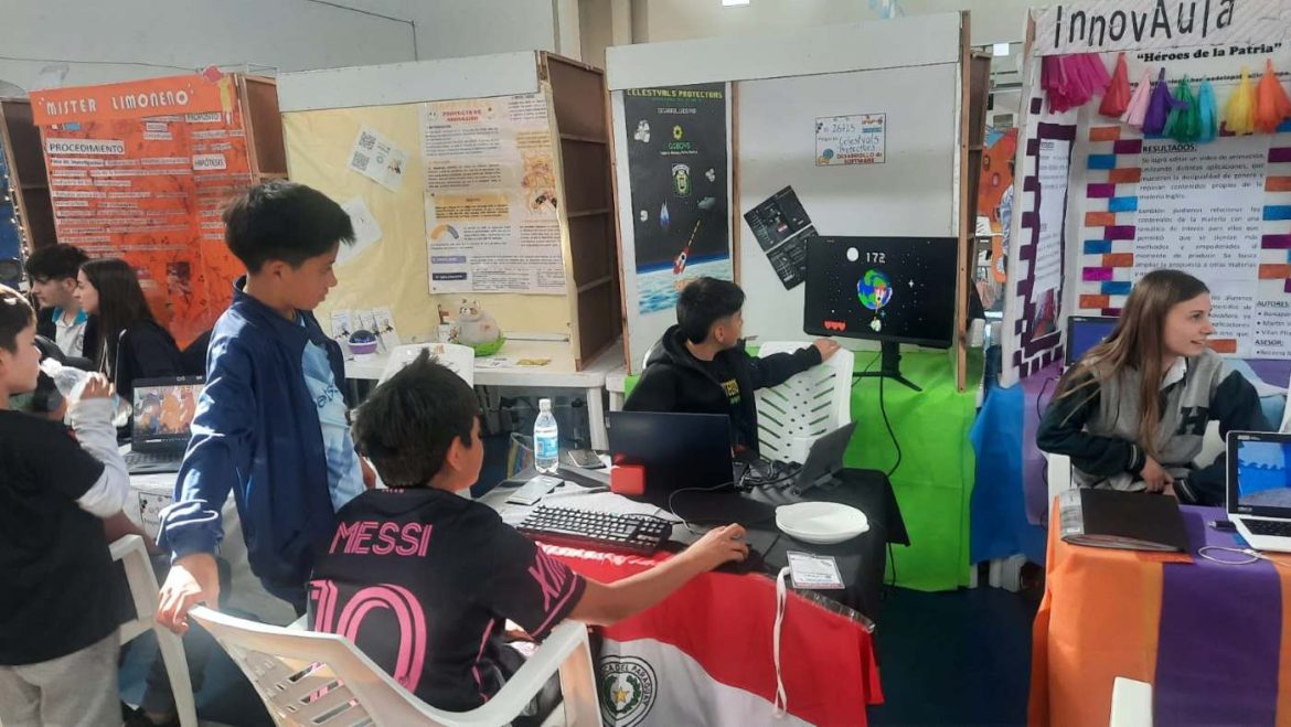 Comienza el concurso internacional Infomatrix y Robomatrix en Realicó
