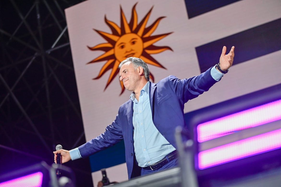 Ganó la izquierda en Uruguay pero habrá balotaje