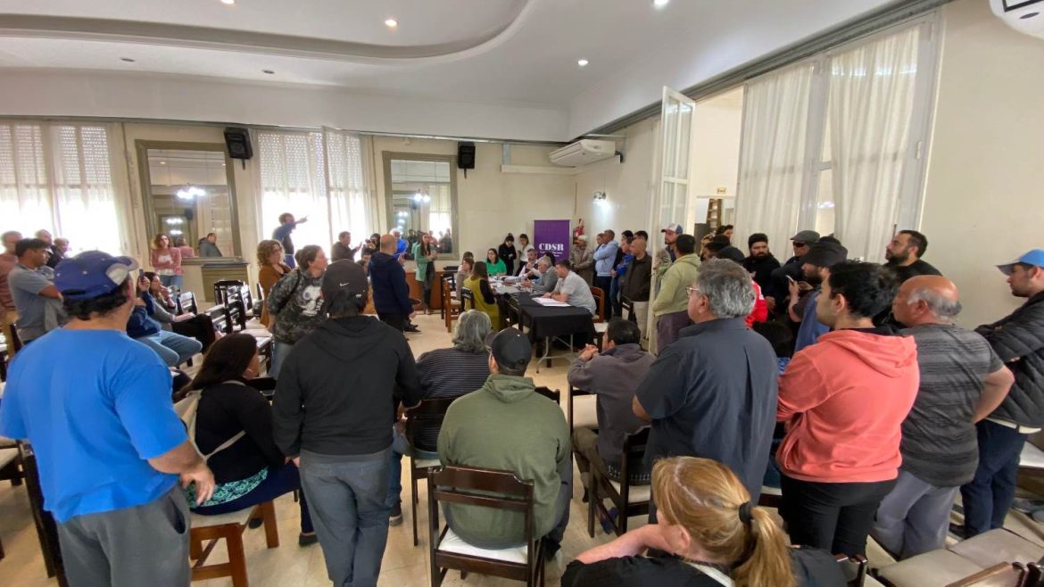 Manifestaron otra vez contra la RTO: tensión dentro del concejo