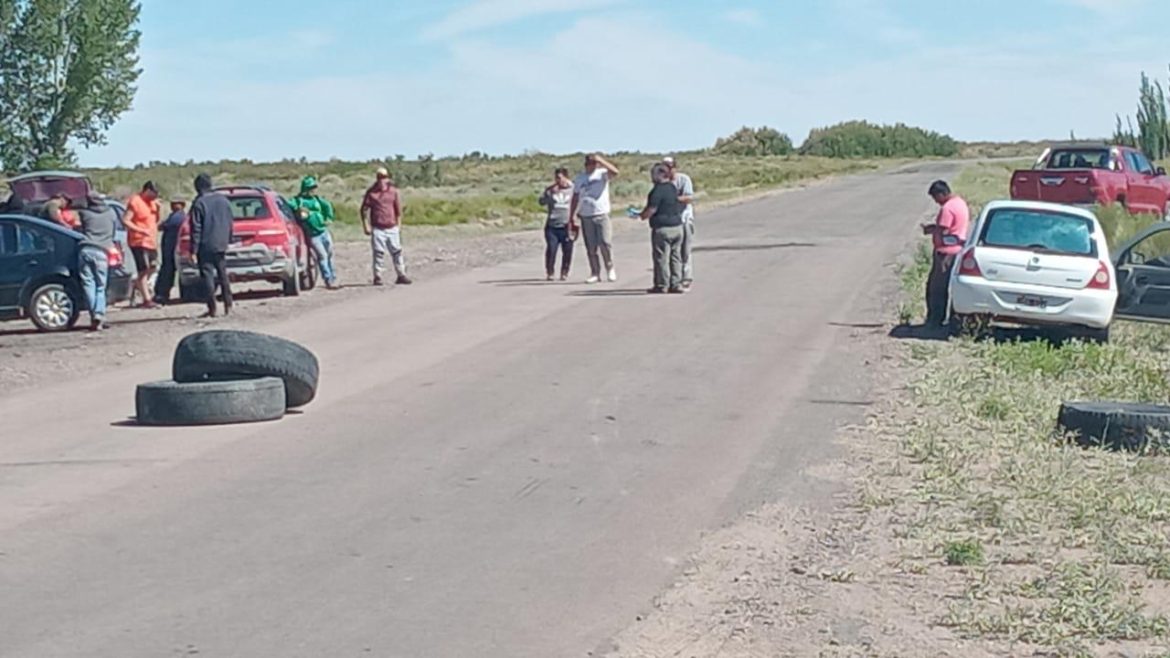 Sin que se aplique el protocolo de Bullrich, desocupados levantaron el piquete en 25