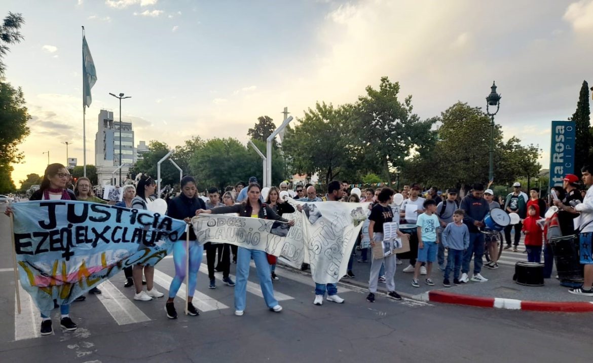 Una nueva marcha para pedir justicia por los operarios fallecidos Uriarte y Olgado