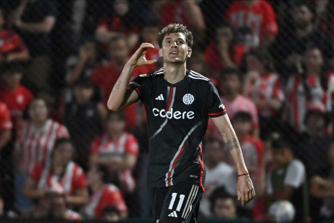 River se llevó un triunfo importante ante Instituto y metió presión en la zona alta de la Liga Profesional