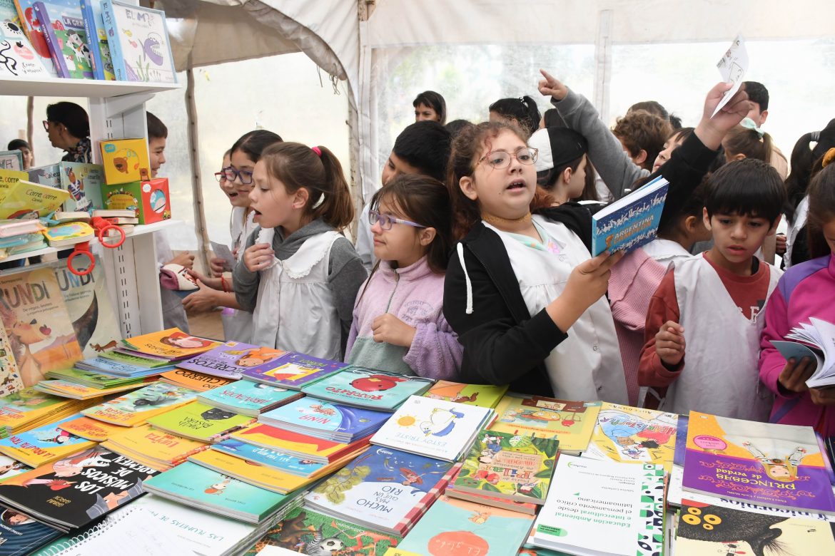 El Gobierno pampeano tendrá activa presencia en la Feria del Libro en General Pico