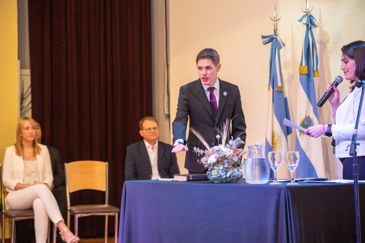 Realicó: llegó al concejo a través de JxC, ahora se afilió a LLA y se convirtió en el primer concejal libertario de la provincia