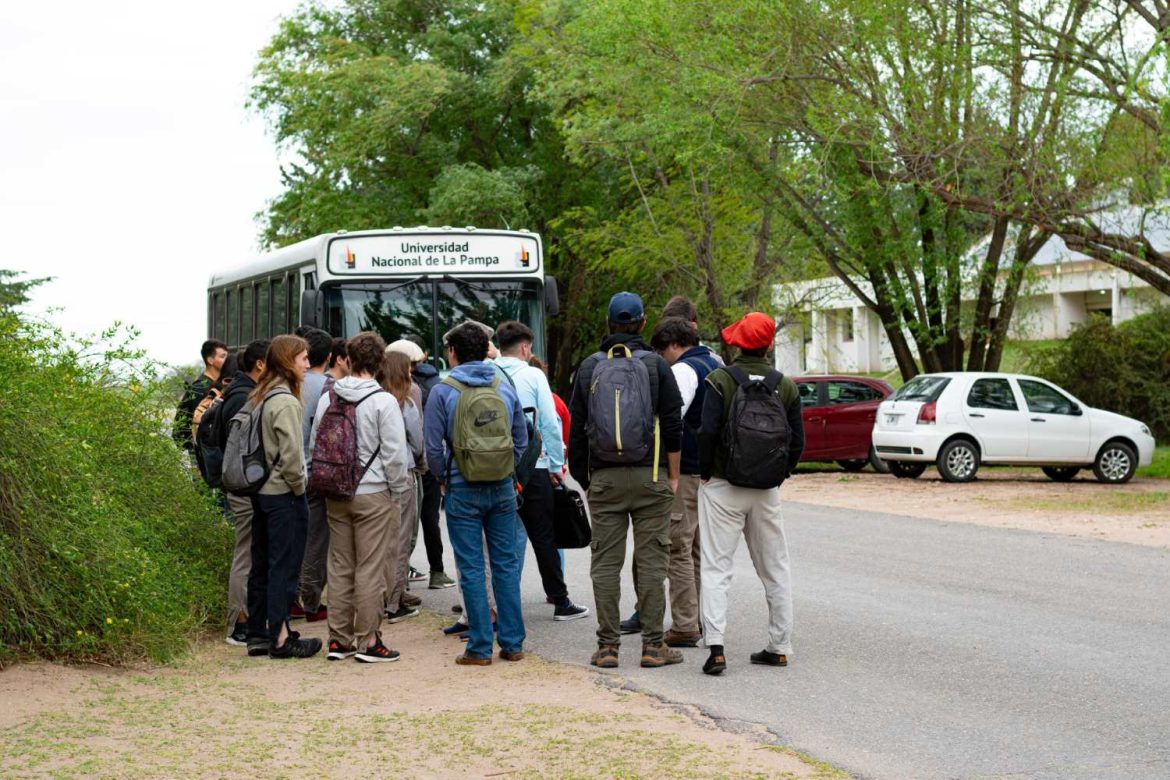 UNLPam: informan horarios de transporte gratuito al campo universitario Santa Rosa