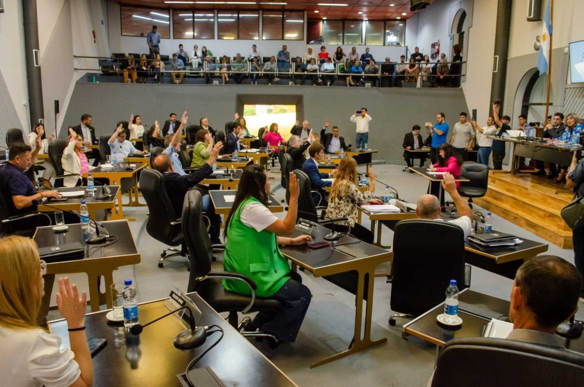 UCR y PRO acordaron agenda legislativa, pero aún hay diferencias con la ley de El Medanito