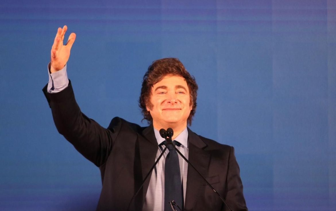 Milei destacó el pago del vencimiento de deuda