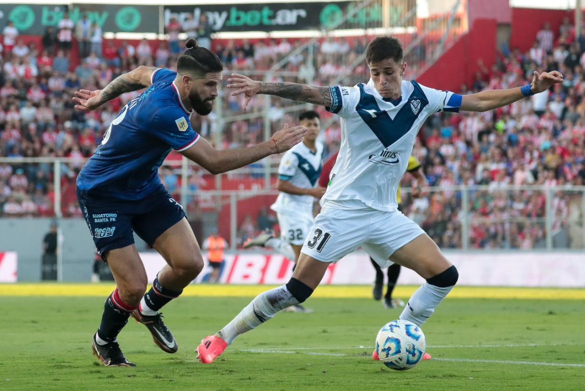 Vélez perdió con Unión de Santa Fe y el campeón de la Liga Profesional se decidirá en la última fecha