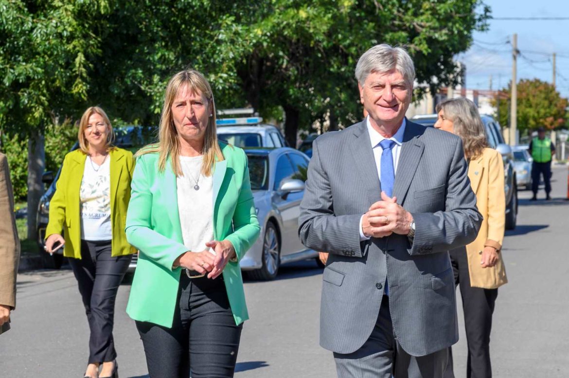 Ziliotto inauguró un Centro Infantil en Barón: la intendenta de JxC agradeció por seguir la obra que había abandonado Nación