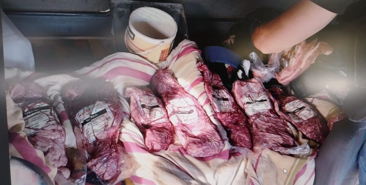 Cuatro detenidos por “robo hormiga” de carne en un frigorífico de Trenel