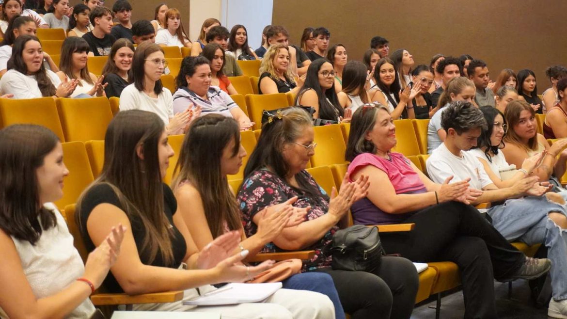 UNLPam: 300 ingresaron a estudiar para ser abogado y 250 contador