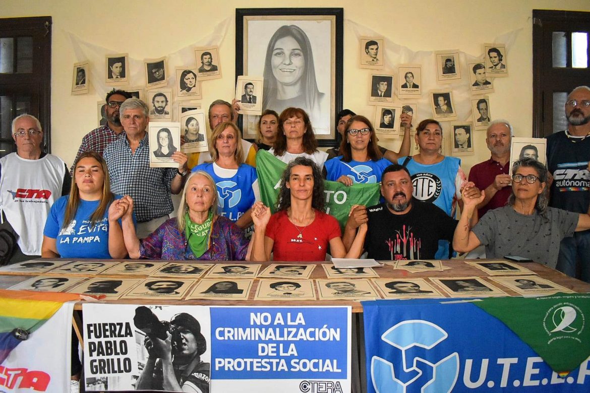 “Frente al Fascismo y Racismo”: el acto del 24M en Santa Rosa