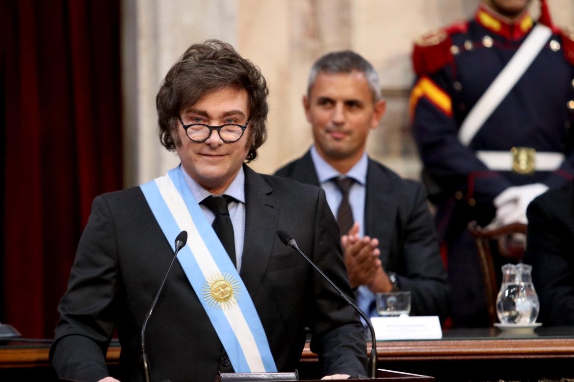 Milei vetó las leyes de aumento a jubilados y emergencia en discapacidad