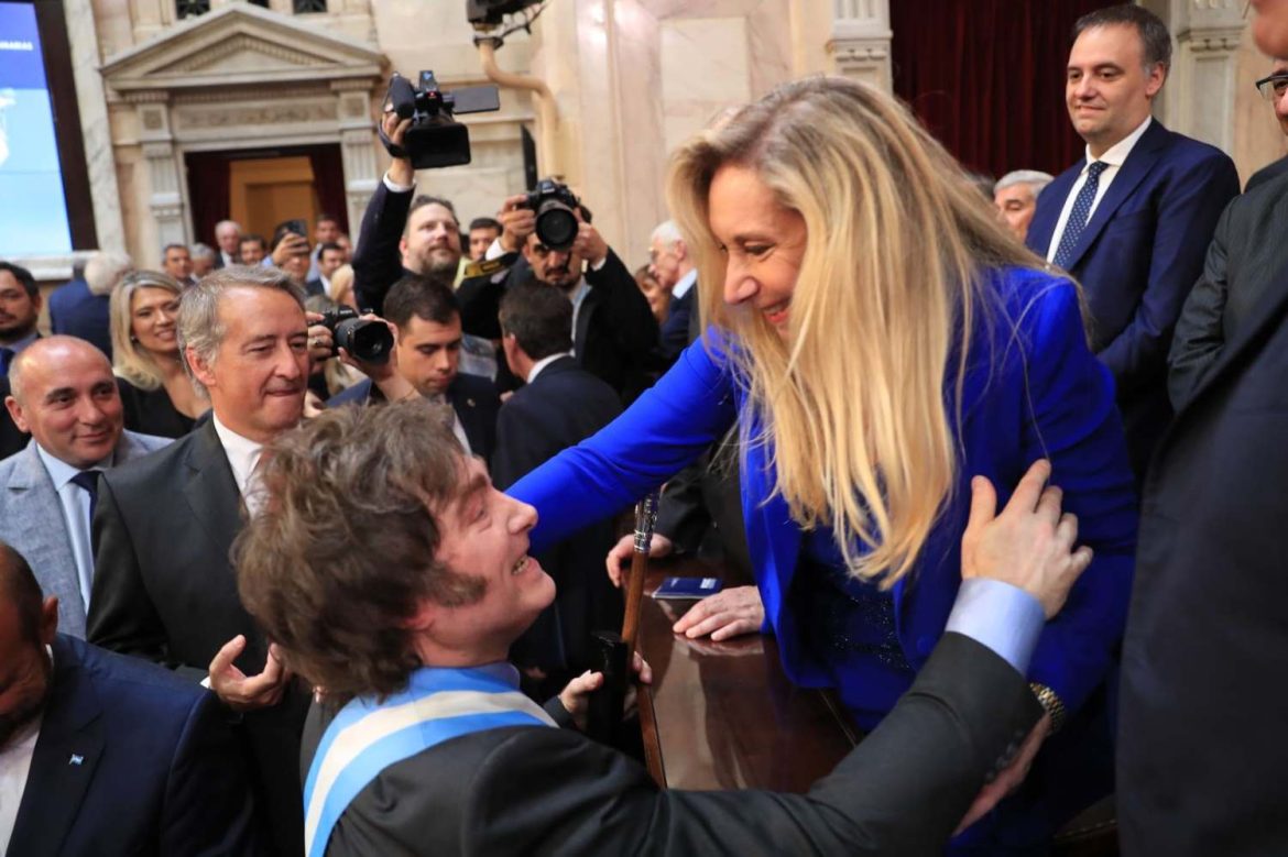 Milei reconoció una fuerte desaceleración de la economía y dijo que su hermana no es corrupta