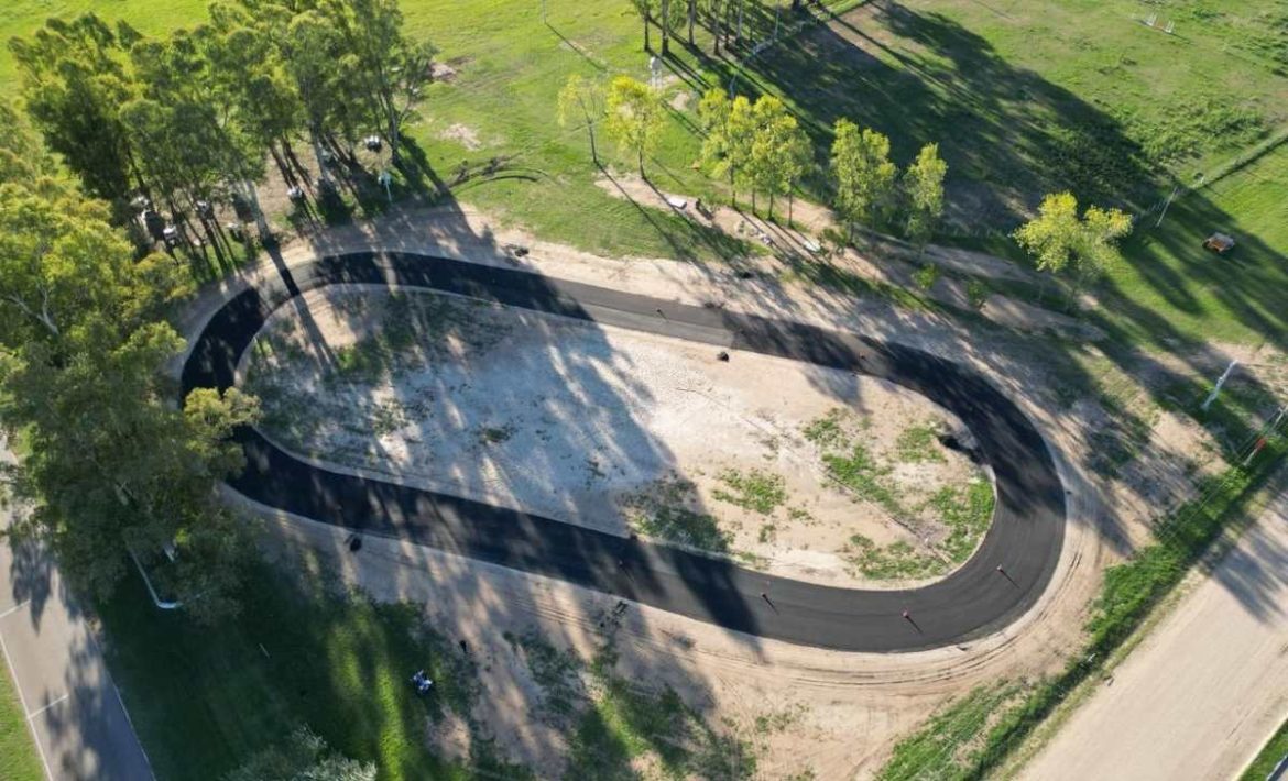 Presentan la primera pista de patín carrera oficial de La Pampa en Villa Mirasol