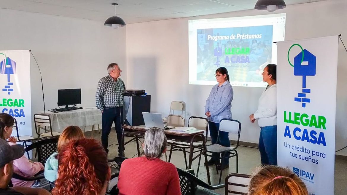 Charla informativa en Toay sobre los créditos “Llegar a Casa”