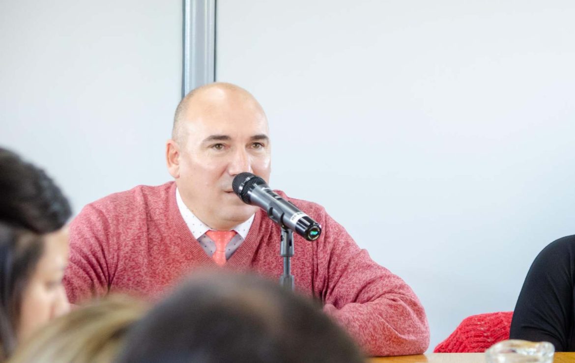 El defensor Meaca alertó sobre el desmantelamiento de los programas nacionales de niñez