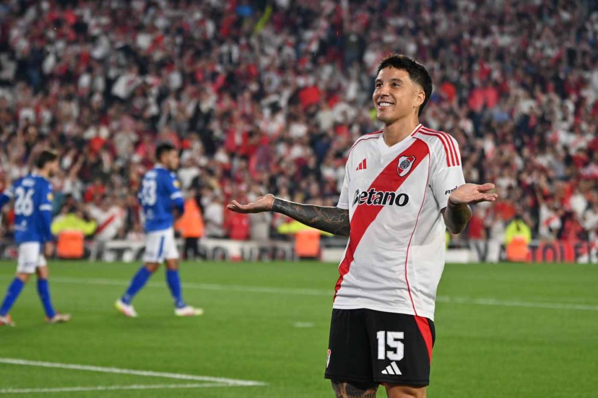 River le ganó a Vélez por 4 a 1 y cerró la zona B como escolta