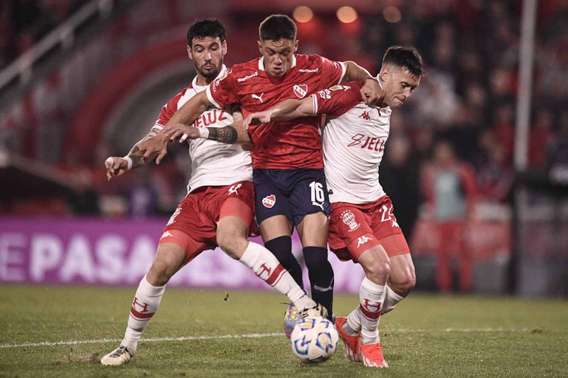 Huracán avanzó a la final del Torneo Apertura 2025 al vencer a Independiente por penales