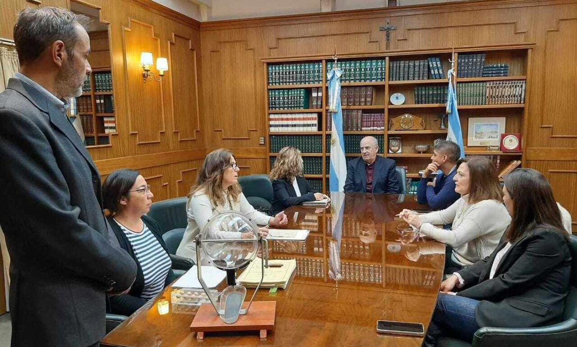 Jury al fiscal Mendiara: sortearon los abogados