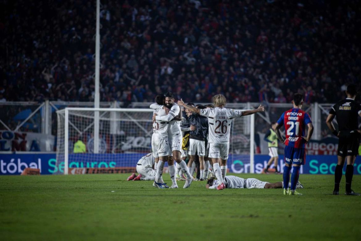 Platense derrotó a San Lorenzo y es finalista del Torneo Apertura