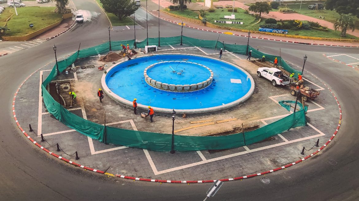 Santa Rosa va a estrenar rotonda El Bardino renovada: iluminación led y nuevo mobiliario urbano