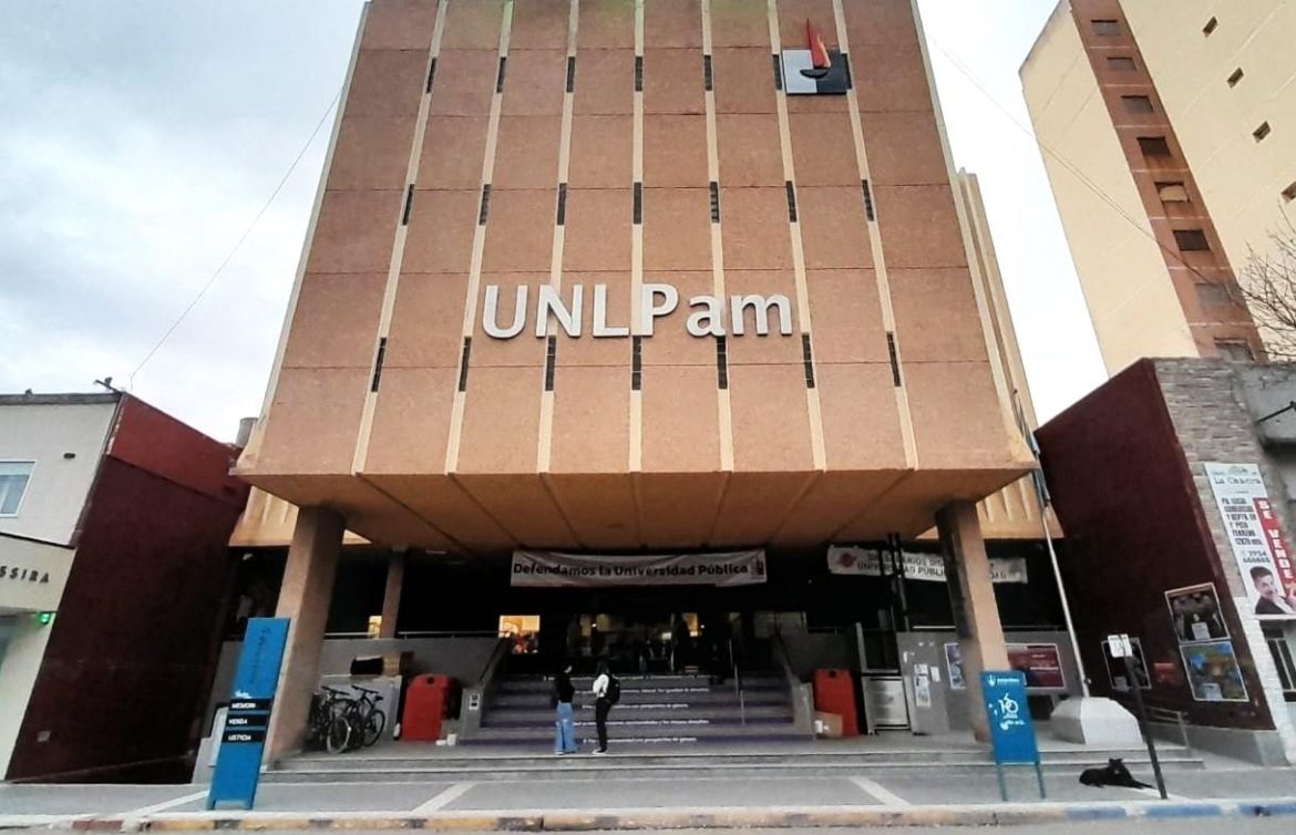 La UNLPam eximirá del pago de servicios públicos a becarios de las residencias universitarias
