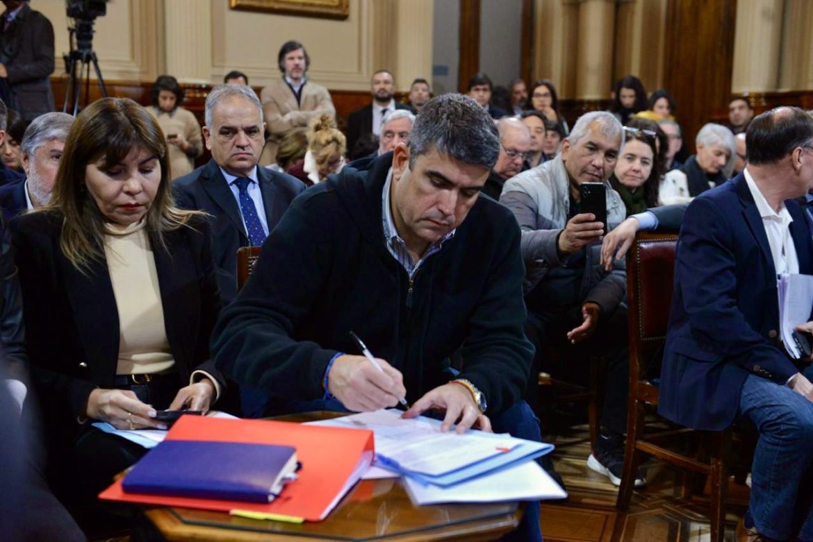 Abandono a personas con discapacidad: Bensusán votó el dictamen de emergencia, pero Huala no lo hizo