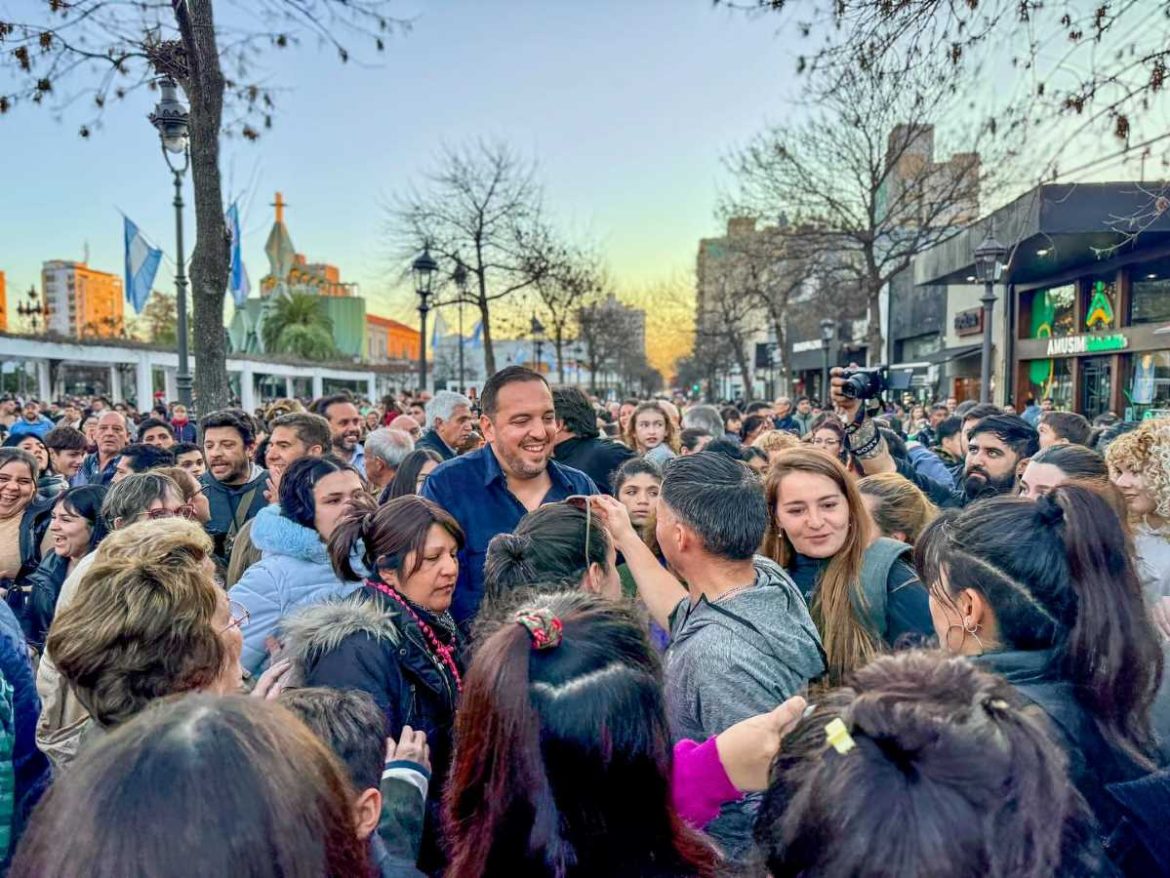 El “modelo Jorge” a full: el plan de campaña del intendente Di Nápoli