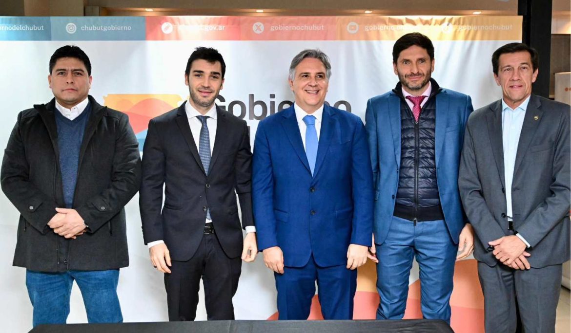 Gobernador de Chubut afirmó que irán con candidato a presidente en 2027