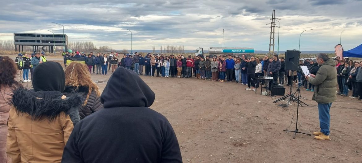 Fuerte manifestación vecinal en la ruta 151 para reclamar que la reparen: “La tragedia no elige color político, ni clase social”