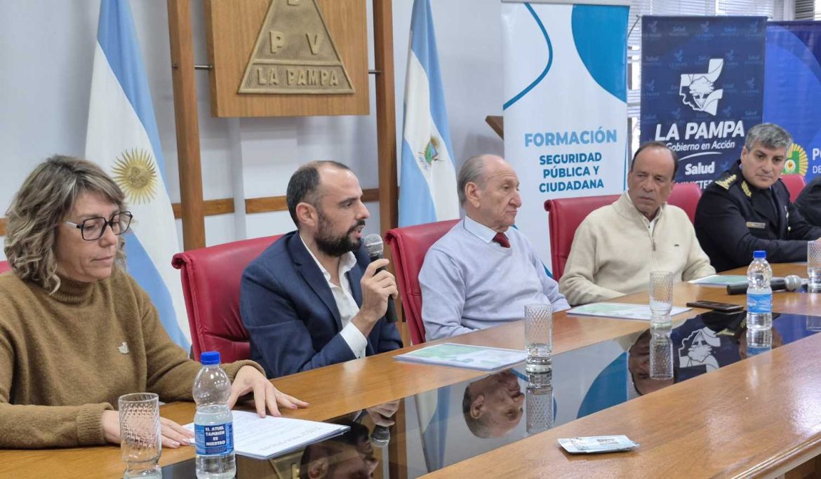 La Pampa presentó una guía para la intervención en urgencias de salud mental