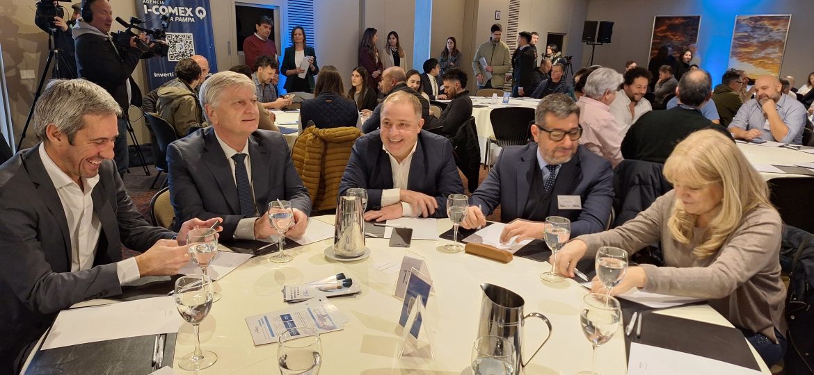 Ziliotto presentó el programa “Destino Vaca Muerta” para impulsar negocios de Pymes pampeanas en Neuquén