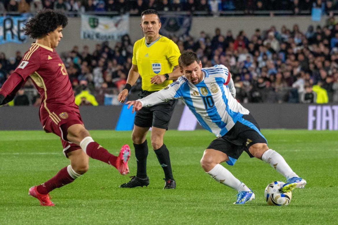 Con dos goles de Messi, la Selección goleó a Venezuela