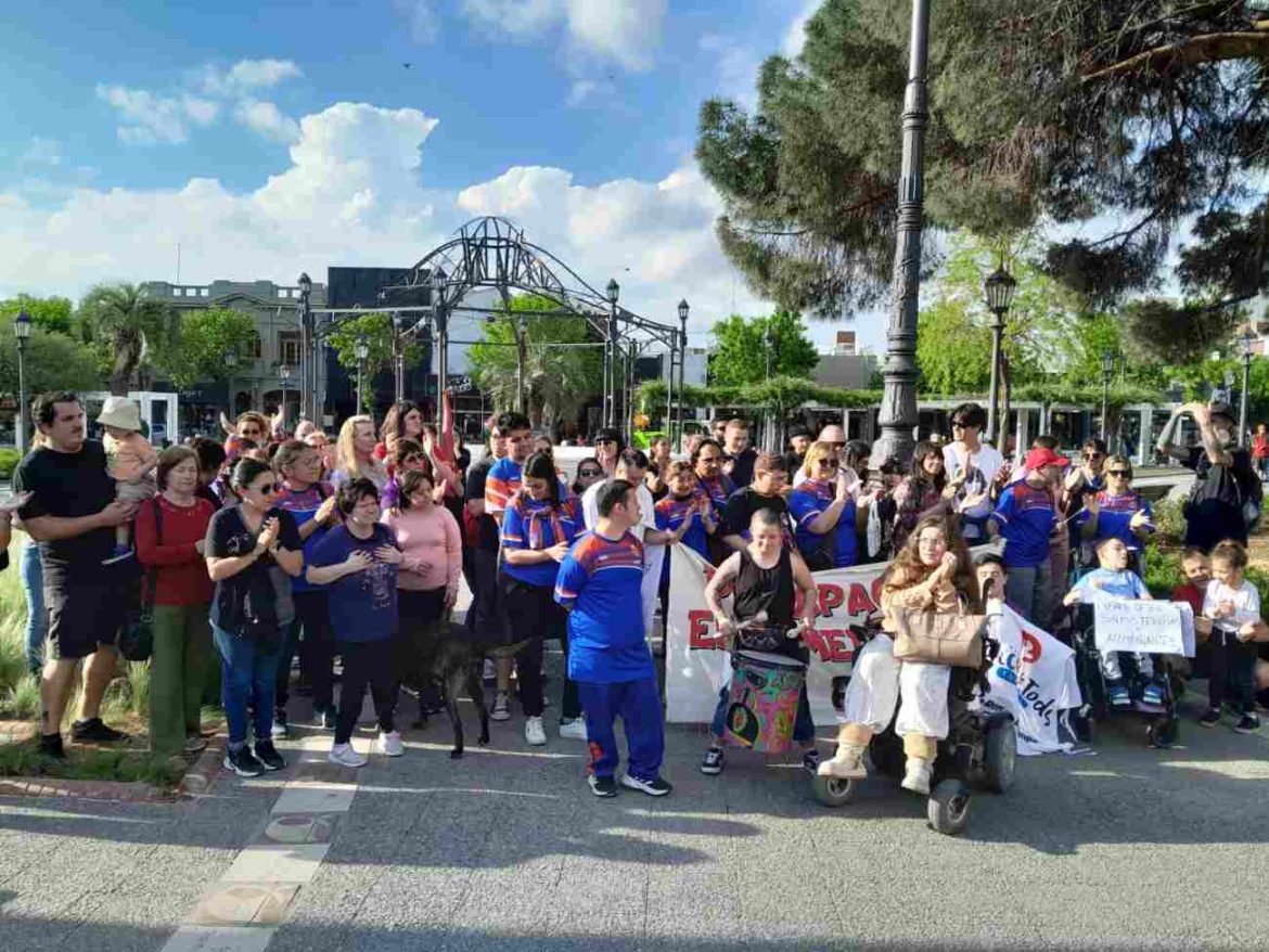 Discapacidad: el Gobierno de Milei incumple la ley y hubo otra protesta en Santa Rosa