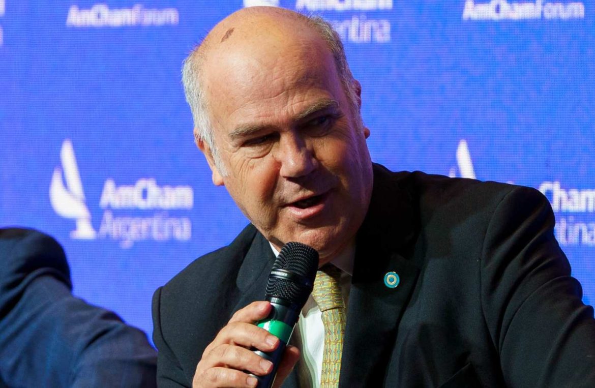 Funcionario libertario vino a bancar a Ravier, pero admitió que el PJ pampeano se encamina a ganar