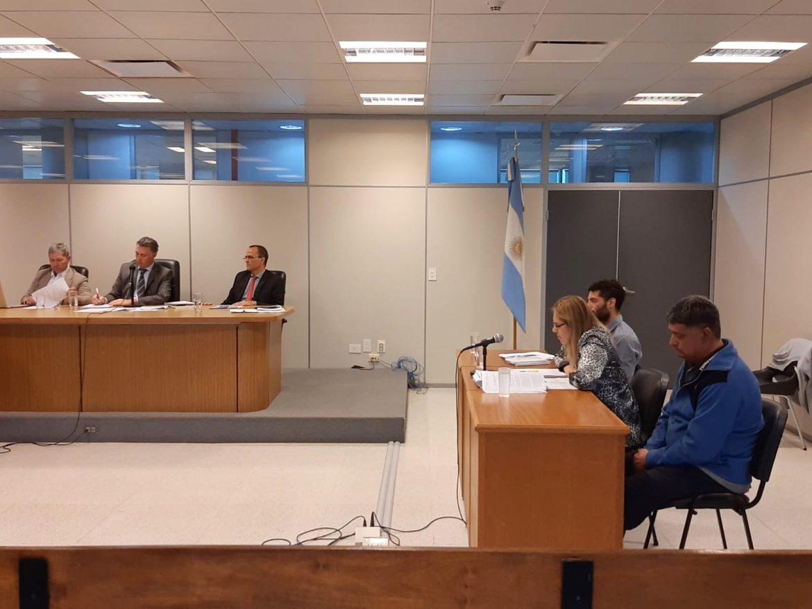 Peritos revelaron que Quiroga apuñaló a Recuna, ella intentó escapar y murió con el picaporte de la puerta en la mano