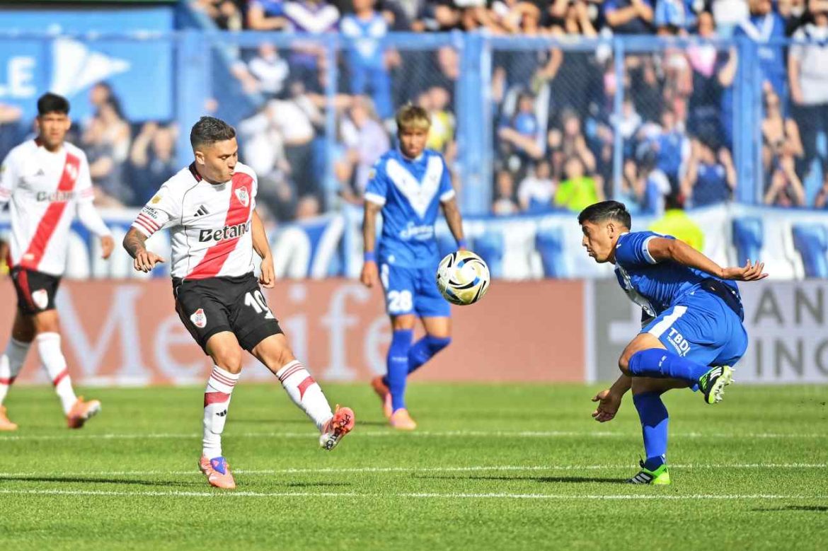 River empató con Vélez y se aleja de la posibilidad de ir a la Libertadores