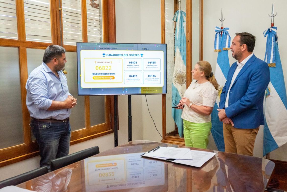 Se sorteó el Buen Contribuyente de Santa Rosa: entregraron cuatro motos y un auto