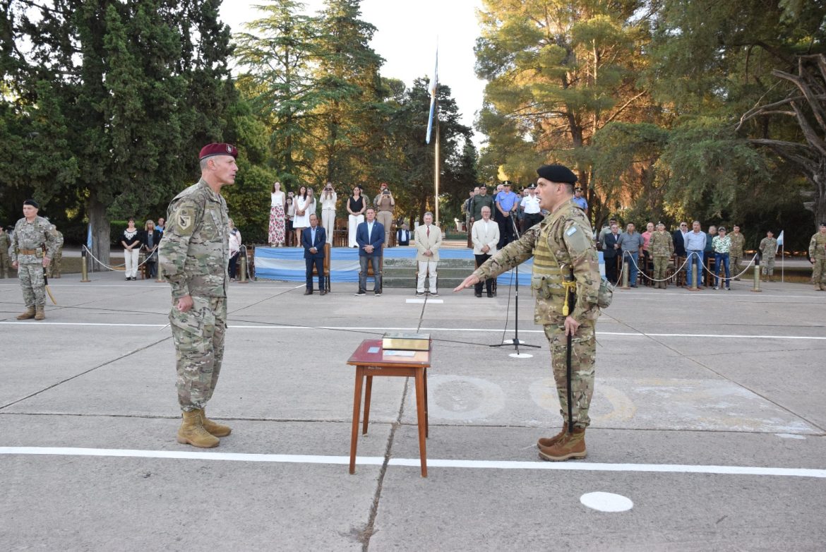 El coronel Buoniconto asumió al frente de la X Brigada Mecanizada