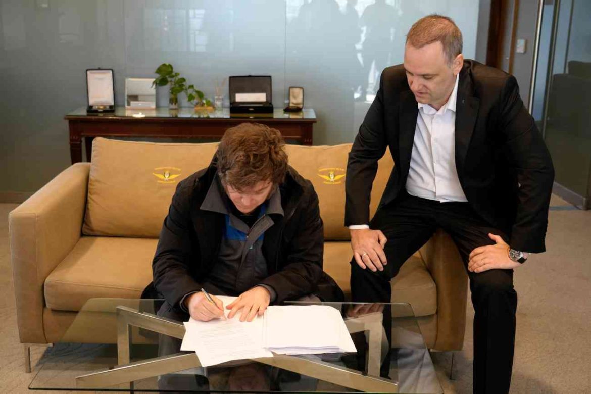 Reforma laboral: qué propone sobre vacaciones, indemnizaciones, despidos y los “bancos de horas”