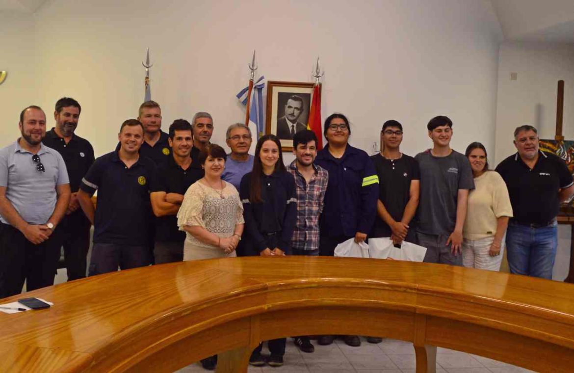 Cuatro alumnos de la Epet 1 realizaron prácticas en distintas áreas en la CPE