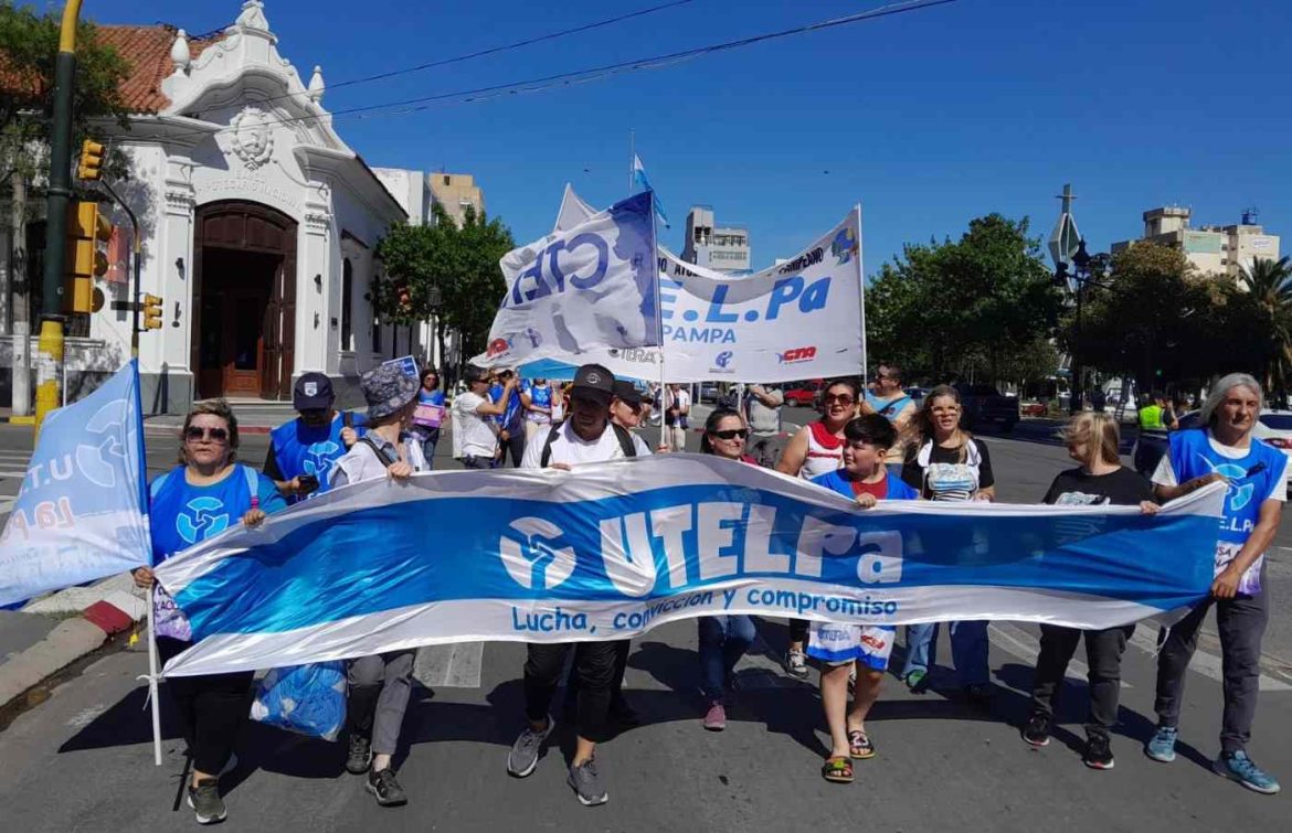 Utelpa avisa que si no hay respuestas al “desfasaje salarial”, no arrancan las clases