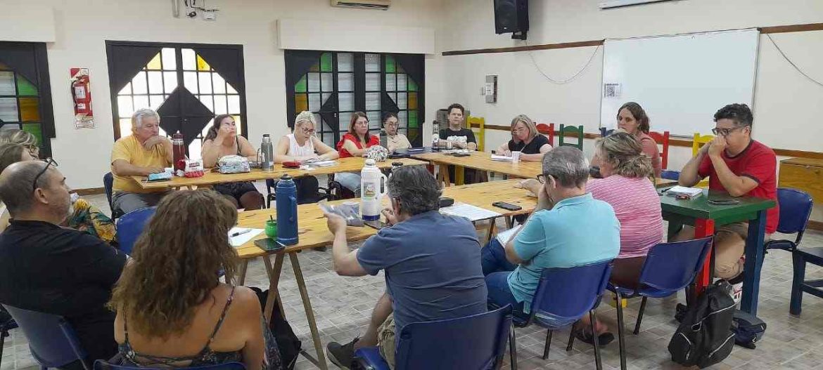 Utelpa advirtió por los descuentos del aguinaldo, insistió con el bono y anticipó un escenario de conflicto en 2026