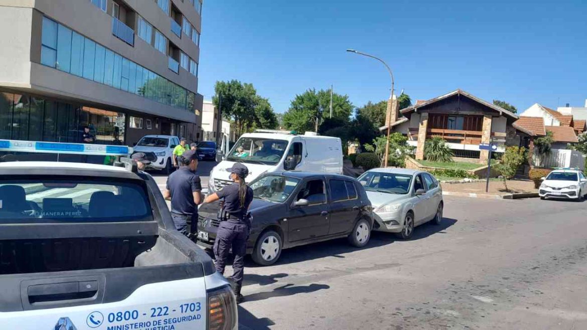 Un leve choque en Santa Rosa terminó en trompadas entre dos automovilistas