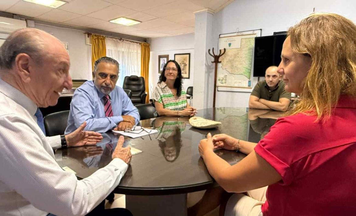 Con la carrera de Medicina, coordinan la formación en escenarios reales para fortalecer la Red Provincial de Salud
